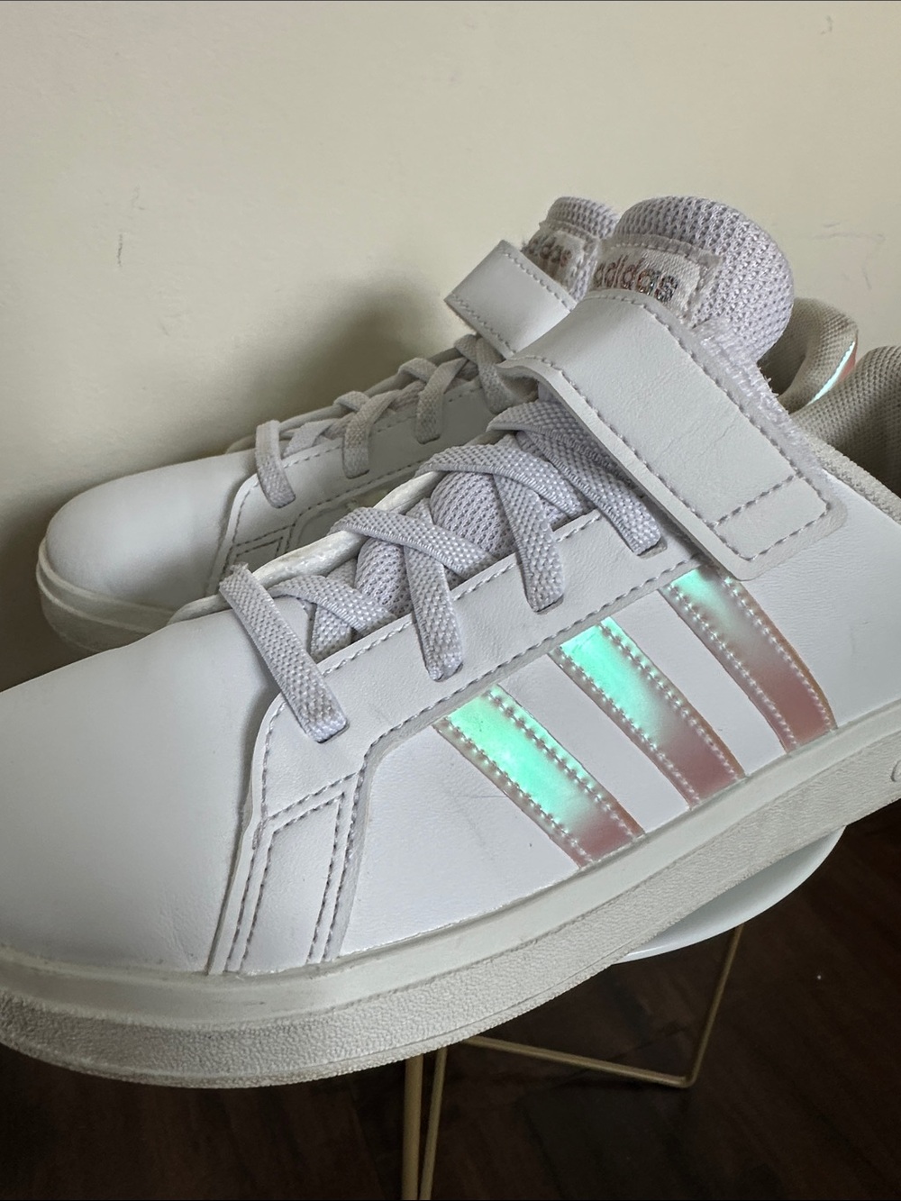 adidas Kids White Sneakers with Iridescent Pink-Orange Stripes - Picture 4 of 7